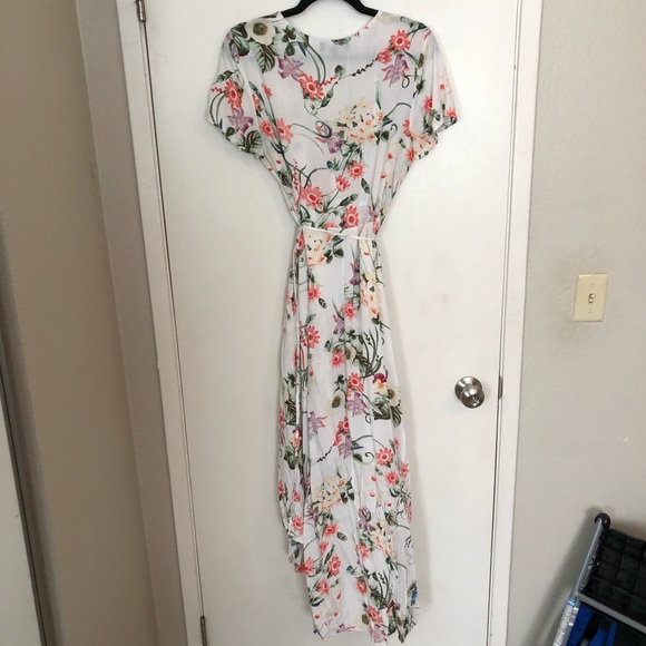 Floral Wrap Dress - Picture 4 of 5